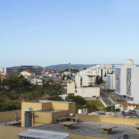 With Wifi - 13794 Split